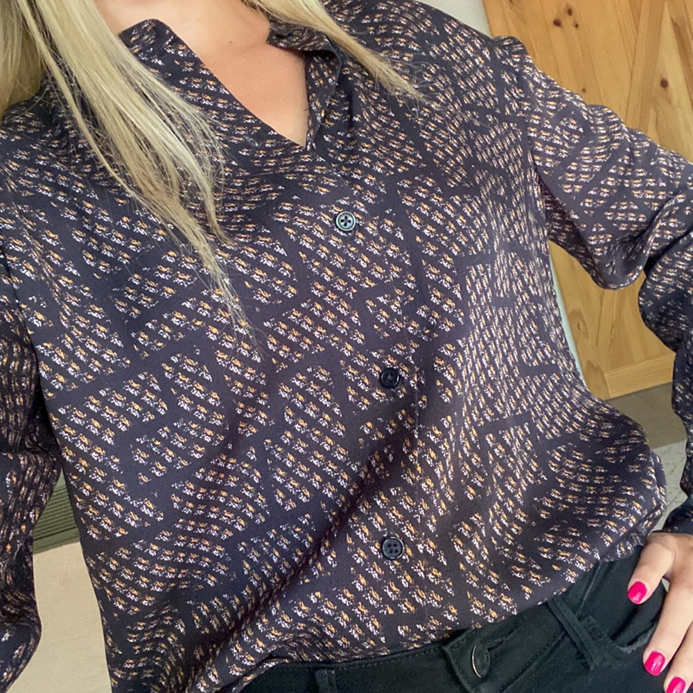 Equipment Buttondown